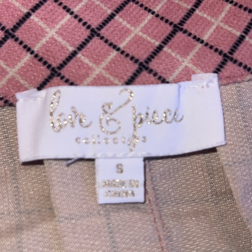 Love & Piece Junior's Pink Pleated Shirt, Small - Picture 6 of 6